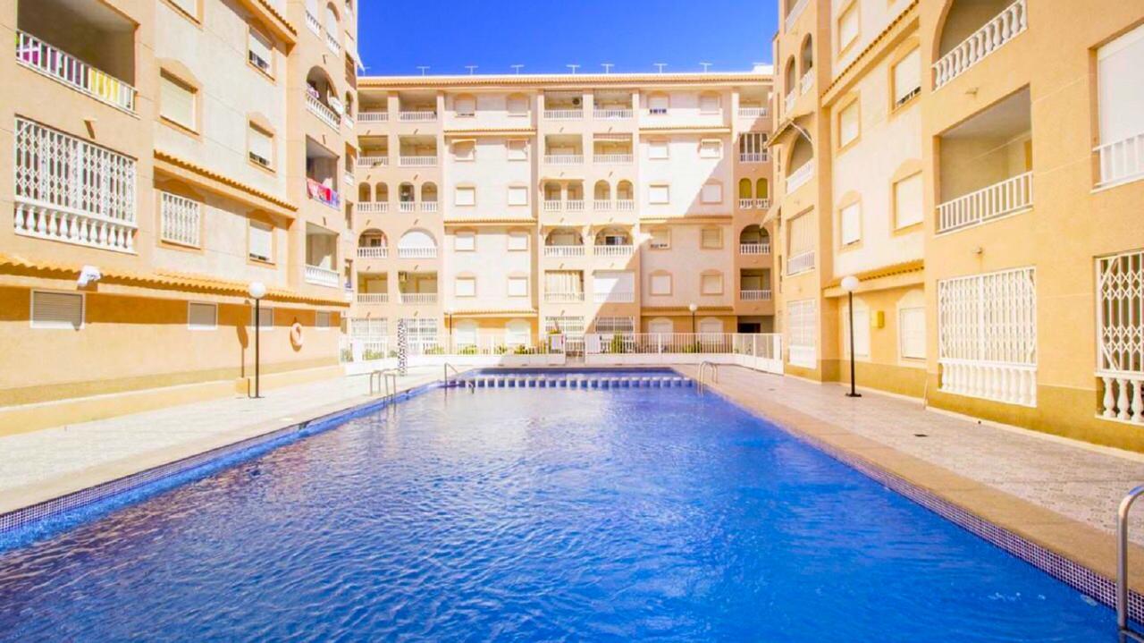 Apartamento Laloma 72 Torrevieja Luaran gambar